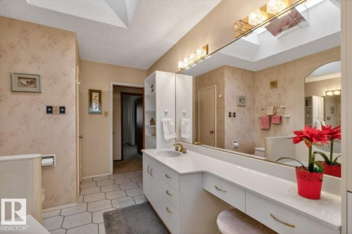 6036 105B Street, Edmonton, AB - Indoor Photo Showing Other Room