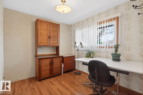 6036 105B Street, Edmonton, AB - Indoor Photo Showing Office