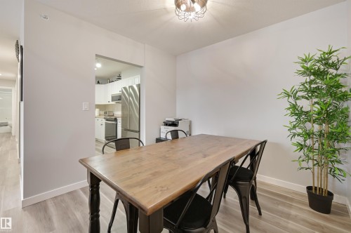 304 6220 Fulton Road, Edmonton, AB - Indoor Photo Showing Dining Room