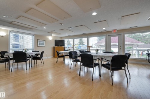 304 6220 Fulton Road, Edmonton, AB - Indoor Photo Showing Dining Room