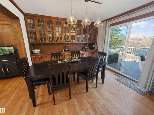 3 Westminster Close, Spruce Grove, AB - Indoor Photo Showing Dining Room
