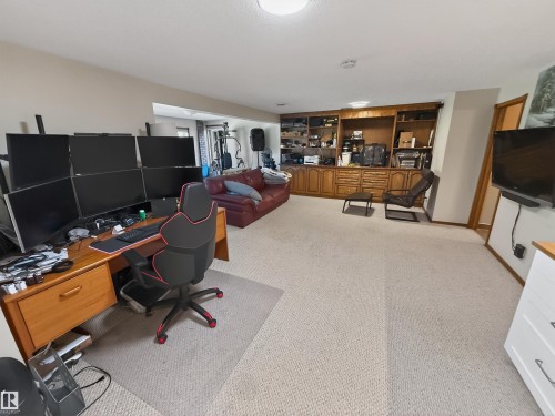 3 Westminster Close, Spruce Grove, AB - Indoor Photo Showing Other Room