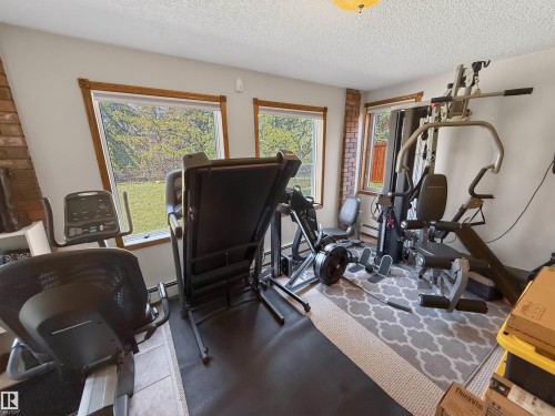 3 Westminster Close, Spruce Grove, AB - Indoor Photo Showing Gym Room