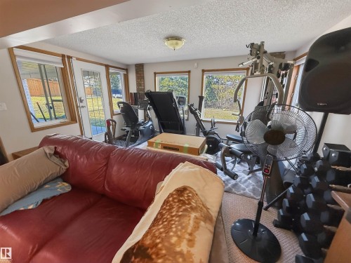 3 Westminster Close, Spruce Grove, AB - Indoor