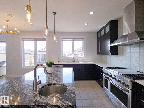 3310 Watson Bay, Edmonton, AB - Indoor Photo Showing Kitchen With Upgraded Kitchen
