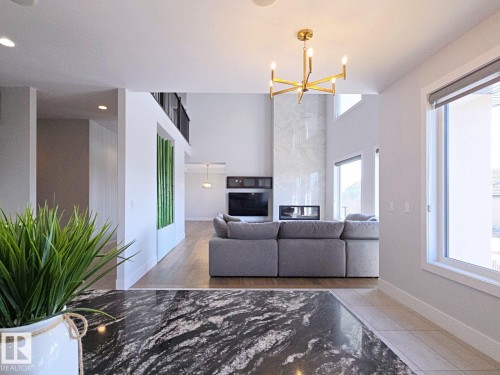 3310 Watson Bay, Edmonton, AB - Indoor