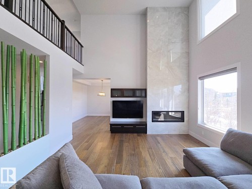 3310 Watson Bay, Edmonton, AB - Indoor Photo Showing Living Room