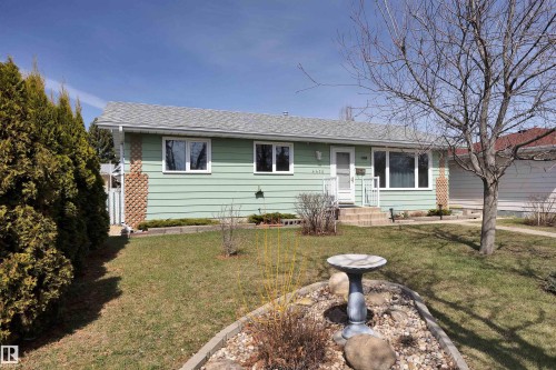 4410 42B Avenue  Leduc, AB T9E 4R8