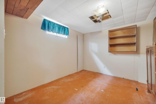 4410 42B Avenue, Leduc, AB - Indoor Photo Showing Other Room