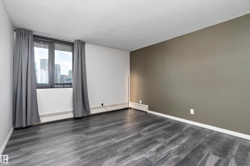 901 10145 109 Street, Edmonton, AB - Indoor Photo Showing Other Room