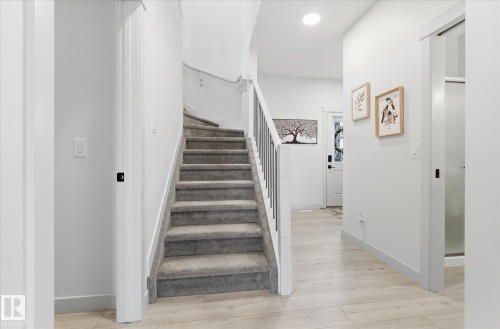 33 Sumac Close, Fort Saskatchewan, AB - Indoor Photo Showing Other Room