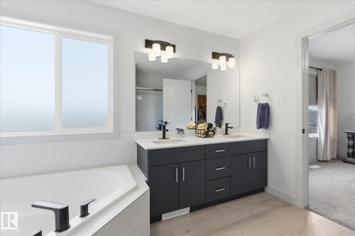 33 Sumac Close, Fort Saskatchewan, AB - Indoor Photo Showing Bathroom