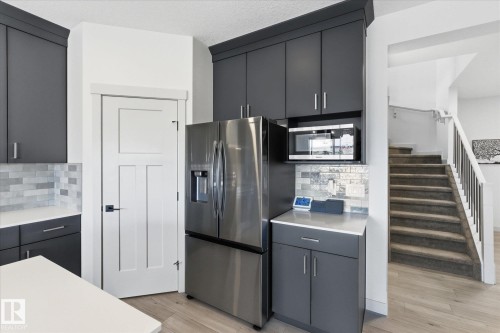 33 Sumac Close, Fort Saskatchewan, AB - Indoor Photo Showing Other Room