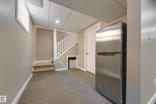 15972 110B Avenue, Edmonton, AB - Indoor Photo Showing Other Room