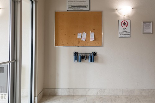 Image quality insufficient for description - #314 240 Spruce Ridge Rd, Spruce Grove, AB - Indoor Photo Showing Other Room