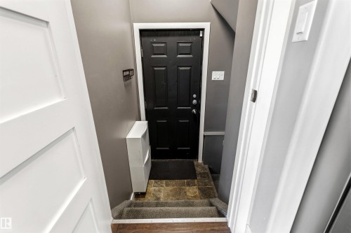10916 60 Avenue, Edmonton, AB - Indoor Photo Showing Other Room