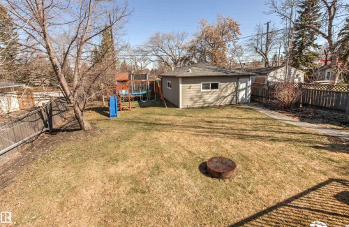 10916 60 Avenue, Edmonton, AB - Outdoor