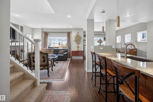 22030 95A Avenue, Edmonton, AB - Indoor