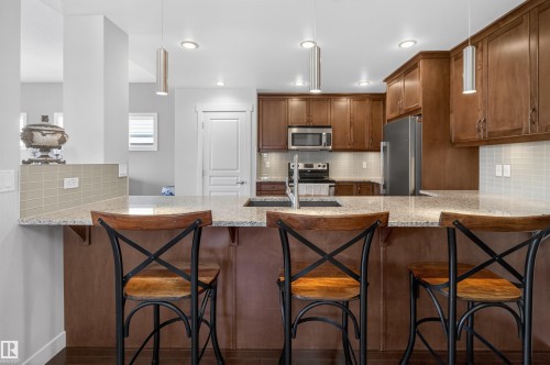 22030 95A Avenue, Edmonton, AB - Indoor Photo Showing Kitchen With Double Sink With Upgraded Kitchen