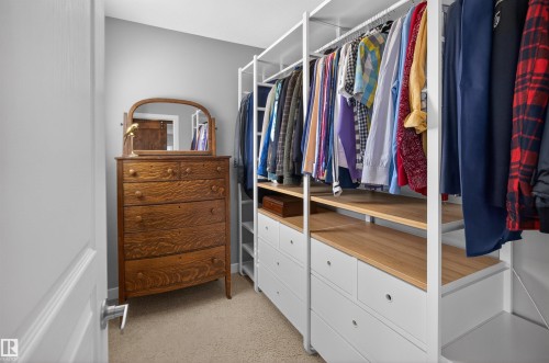 22030 95A Avenue, Edmonton, AB - Indoor With Storage