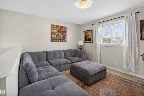 22030 95A Avenue, Edmonton, AB - Indoor Photo Showing Living Room