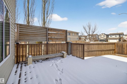 22030 95A Avenue, Edmonton, AB - Outdoor