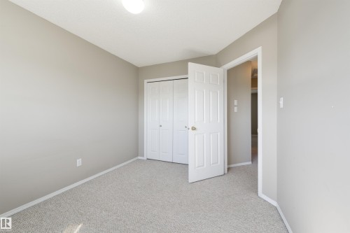 Bedroom 2 - 2923 30 Street, Edmonton, AB - Indoor