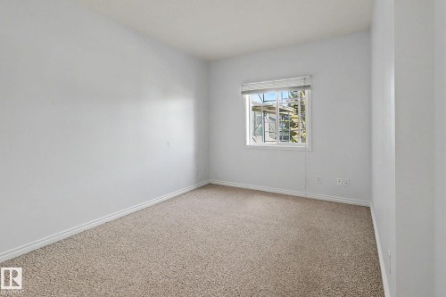 228 8528 82 Avenue, Edmonton, AB - Indoor Photo Showing Other Room