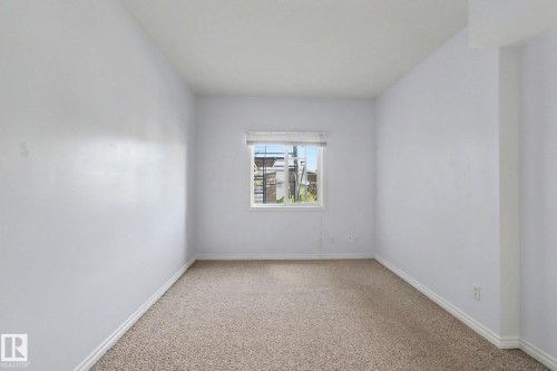 228 8528 82 Avenue, Edmonton, AB - Indoor Photo Showing Other Room