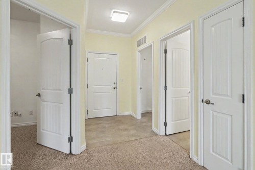 228 8528 82 Avenue, Edmonton, AB - Indoor Photo Showing Other Room