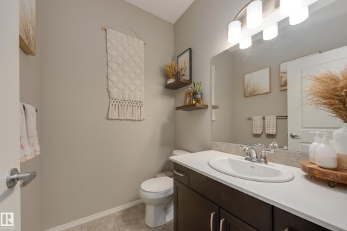 12228 176 Avenue, Edmonton, AB - Indoor Photo Showing Bathroom