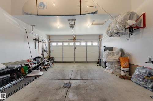 12228 176 Avenue, Edmonton, AB - Indoor Photo Showing Garage