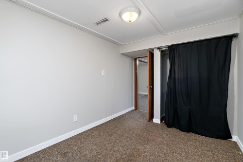 9747 66 Avenue, Edmonton, AB - Indoor Photo Showing Other Room