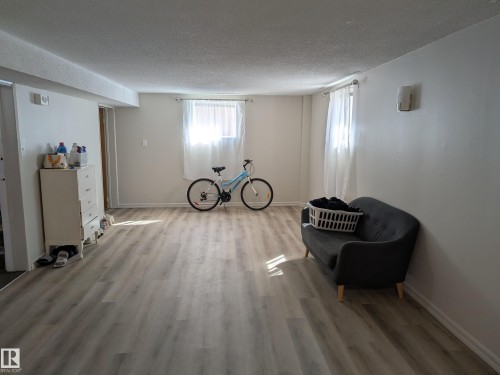 10838 64 Avenue, Edmonton, AB - Indoor