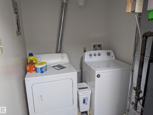 10838 64 Avenue, Edmonton, AB - Indoor Photo Showing Laundry Room