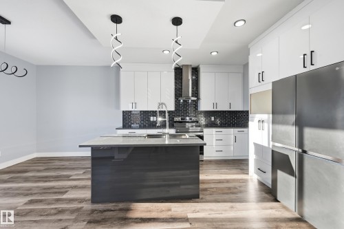 829 Morris Avenue, Leduc, AB - Indoor Photo Showing Kitchen With Upgraded Kitchen