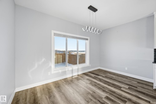 829 Morris Avenue, Leduc, AB - Indoor Photo Showing Other Room