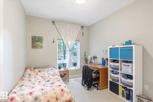 105 10333 112 Street, Edmonton, AB - Indoor Photo Showing Bedroom