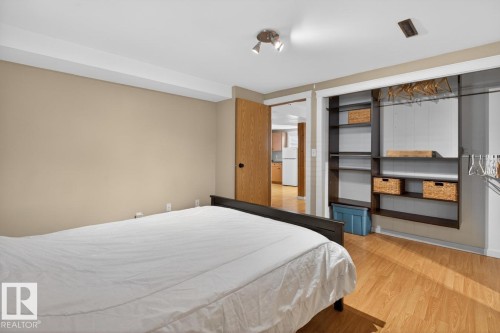 12130 60 Street, Edmonton, AB - Indoor Photo Showing Bedroom