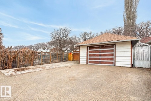 12130 60 Street, Edmonton, AB - Outdoor
