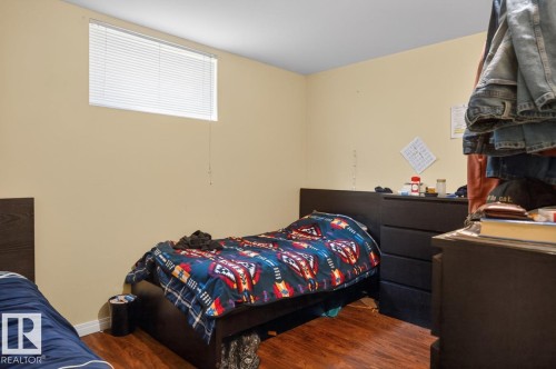 4641 116 Avenue, Edmonton, AB - Indoor Photo Showing Bedroom