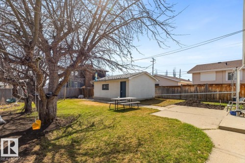 4641 116 Avenue, Edmonton, AB - Outdoor