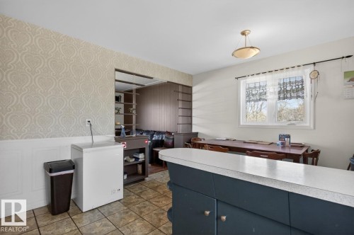 4641 116 Avenue, Edmonton, AB - Indoor