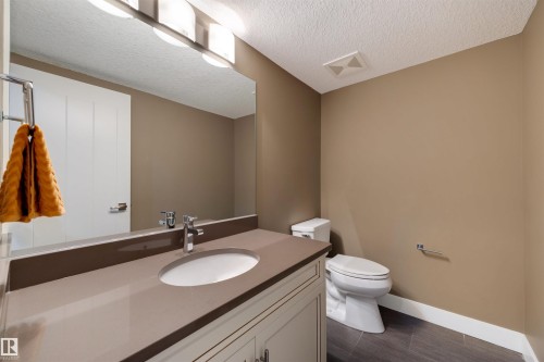 2464 Cameron Ravine Drive, Edmonton, AB - Indoor Photo Showing Bathroom