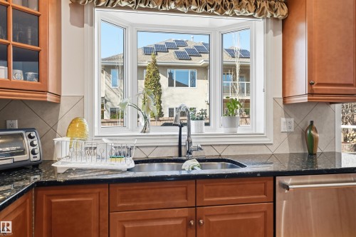 1198 Hollands Way, Edmonton, AB - Indoor Photo Showing Kitchen With Double Sink