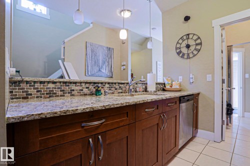 12849 133 Street Nw, Edmonton, AB - Indoor Photo Showing Bathroom