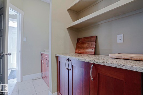 12849 133 Street Nw, Edmonton, AB - Indoor