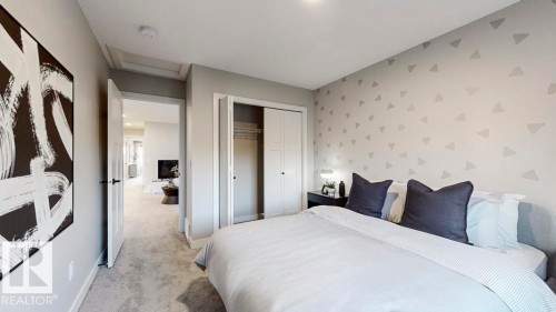 5892 Raven Crescent, Edmonton, AB - Indoor Photo Showing Bedroom