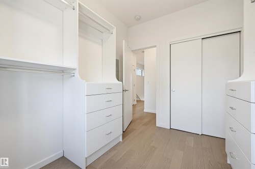8518 79 Avenue, Edmonton, AB - Indoor Photo Showing Other Room
