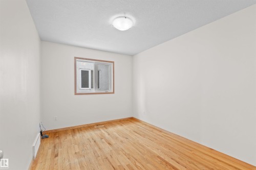15907 91 Street, Edmonton, AB - Indoor Photo Showing Other Room